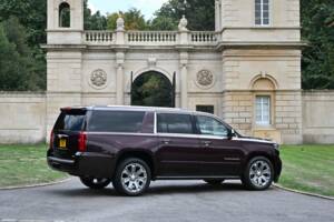 Image 25/50 of Chevrolet Suburban (2017)
