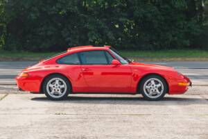 Imagen 10/37 de Porsche 911 Carrera (1995)