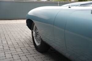 Image 44/50 de Jaguar Type E 3.8 (1962)