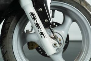 Image 16/21 de Aprilia SR 50 (1996)