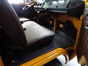 Imagen 30/31 de Volkswagen T2b Pickup Double Cabin (1978)