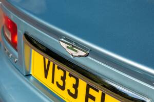 Immagine 9/46 di Aston Martin DB 7 Vantage Volante (2000)