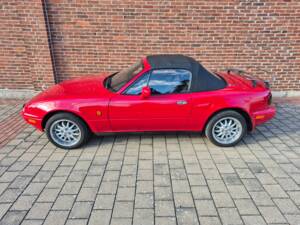 Image 5/15 of Mazda MX-5 1.8 (1995)