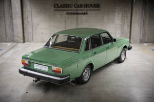 Immagine 92/98 di Volvo 244 DL (1975)