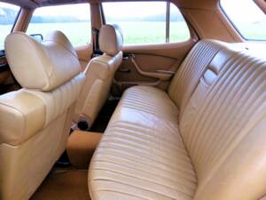 Mercedes-Benz 350 SE Limousine (W 116) silberdistel metallic 1977