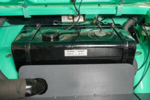 Image 21/42 de Amphicar 770 (1964)