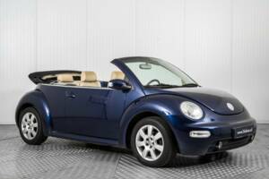Immagine 5/50 di Volkswagen New Beetle 1.6 (2004)