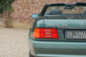 Obraz 36/50 pojazdu Mercedes-Benz 300 SL-24 (1992)