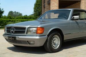Image 14/50 de Mercedes-Benz 380 SEC (1982)