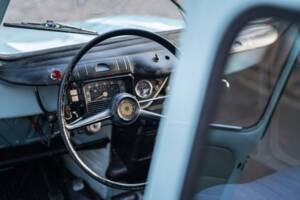 Image 29/66 of Renault R 4 Super (1962)