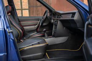 Imagen 39/48 de Mercedes-Benz 190 E 2.3 (1992)
