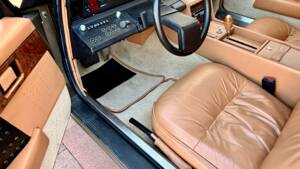 Image 13/18 of Aston Martin Lagonda (1982)