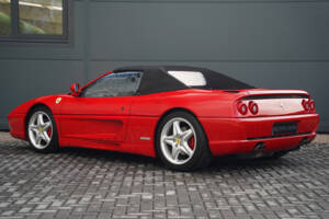 Bild 31/50 von Ferrari F 355 Spider (1999)