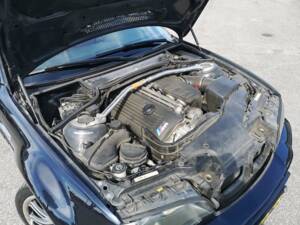 Bild 42/43 von BMW M3 (2002)