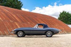 Bild 14/27 von Jaguar E-Type 4.2 (1965)