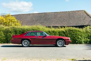 Image 45/50 of Jaguar XJR-S V12 Le Mans (1991)