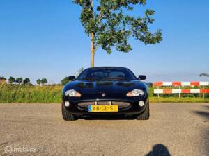 Bild 12/35 von Jaguar XKR (1998)