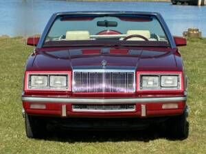 Bild 3/8 von Chrysler Le Baron (1985)