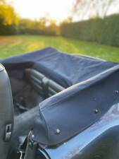Image 8/10 of Porsche 911 Carrera 4 (1990)