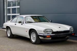 Image 4/29 of Jaguar XJS 4.0 (1991)