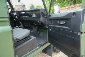 Immagine 36/50 di Land Rover 90 (1990)
