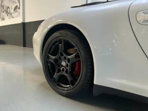 Bild 36/50 von Porsche 911 Carrera 4 (2007)