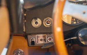 Image 41/54 of Jaguar Type E 4.2 (1965)