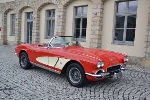 Image 7/20 of Chevrolet Corvette (1962)