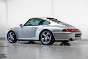 Bild 5/39 von Porsche 911 Carrera 4S (1997)