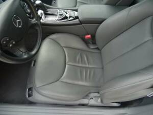 Imagen 11/19 de Mercedes-Benz SL 500 (2002)