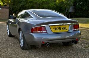 Image 17/50 de Aston Martin V12 Vanquish (2001)