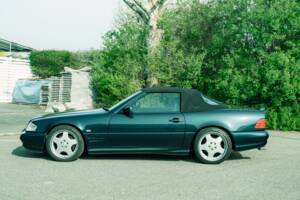 Image 28/30 of Mercedes-Benz SL 600 6.0 AMG (1996)