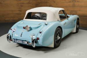 Image 10/19 of Austin-Healey 3000 Mk II (BJ7) (1964)