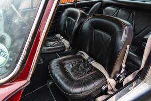 Bild 24/39 von Aston Martin DB 6 (1967)