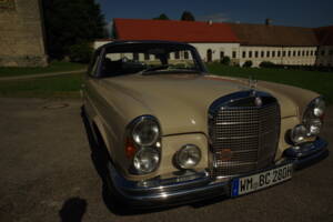 Afbeelding 6/73 van Mercedes-Benz 280 SE (1969)