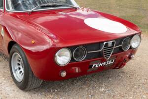 Image 8/50 de Alfa Romeo 1750 GT Veloce (1971)