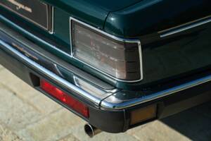 Afbeelding 33/50 van Daimler XJ 6 4.0 (1991)