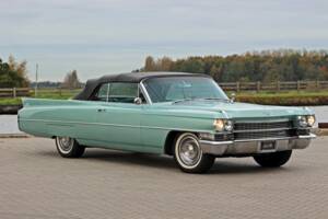 Image 4/29 of Cadillac 62 Convertible (1963)