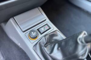 Bild 26/40 von Renault Clio I 1.8 16V (1993)