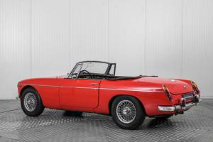 Bild 6/50 von MG MGB (1965)