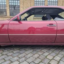 Immagine 54/162 di Mercedes-Benz 230 CE (1989)