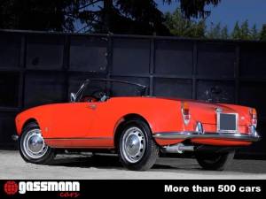 Image 6/15 of Alfa Romeo Giulia 1600 Spider (1962)
