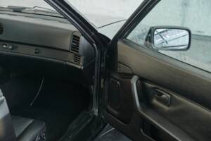 Bild 50/50 von Porsche 944 Turbo (1990)