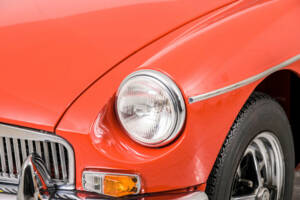 Bild 18/50 von MG MGB GT (1975)