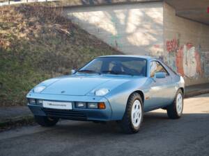 Immagine 27/31 di Porsche 928 (1978)