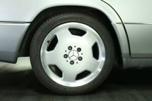 Bild 47/50 von Mercedes-Benz 300 E-24 (1992)
