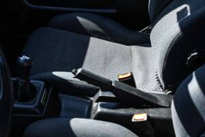 Image 23/31 of Volkswagen Corrado VR6 2.8 (1992)