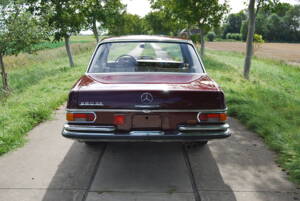 Image 15/58 of Mercedes-Benz 280 SE (1968)