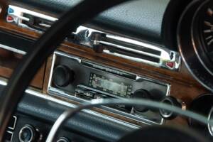 Bild 21/32 von Mercedes-Benz 300 SEL 6.3 (1972)