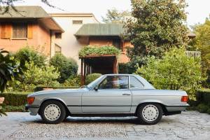 Image 5/48 of Mercedes-Benz 500 SL (1983)